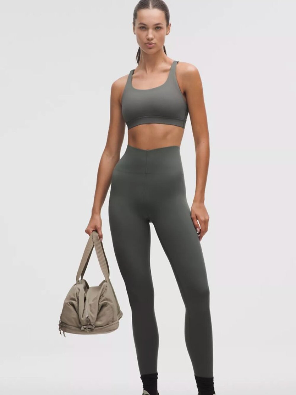 Lululemon Glow Up High-Rise Tight 25” Sz 6 PLMD